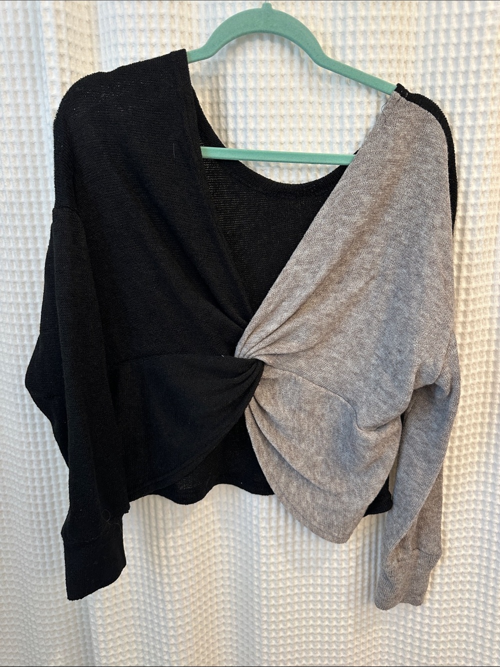 Two-Tone Twist Front Sweater - Black & Light Gray